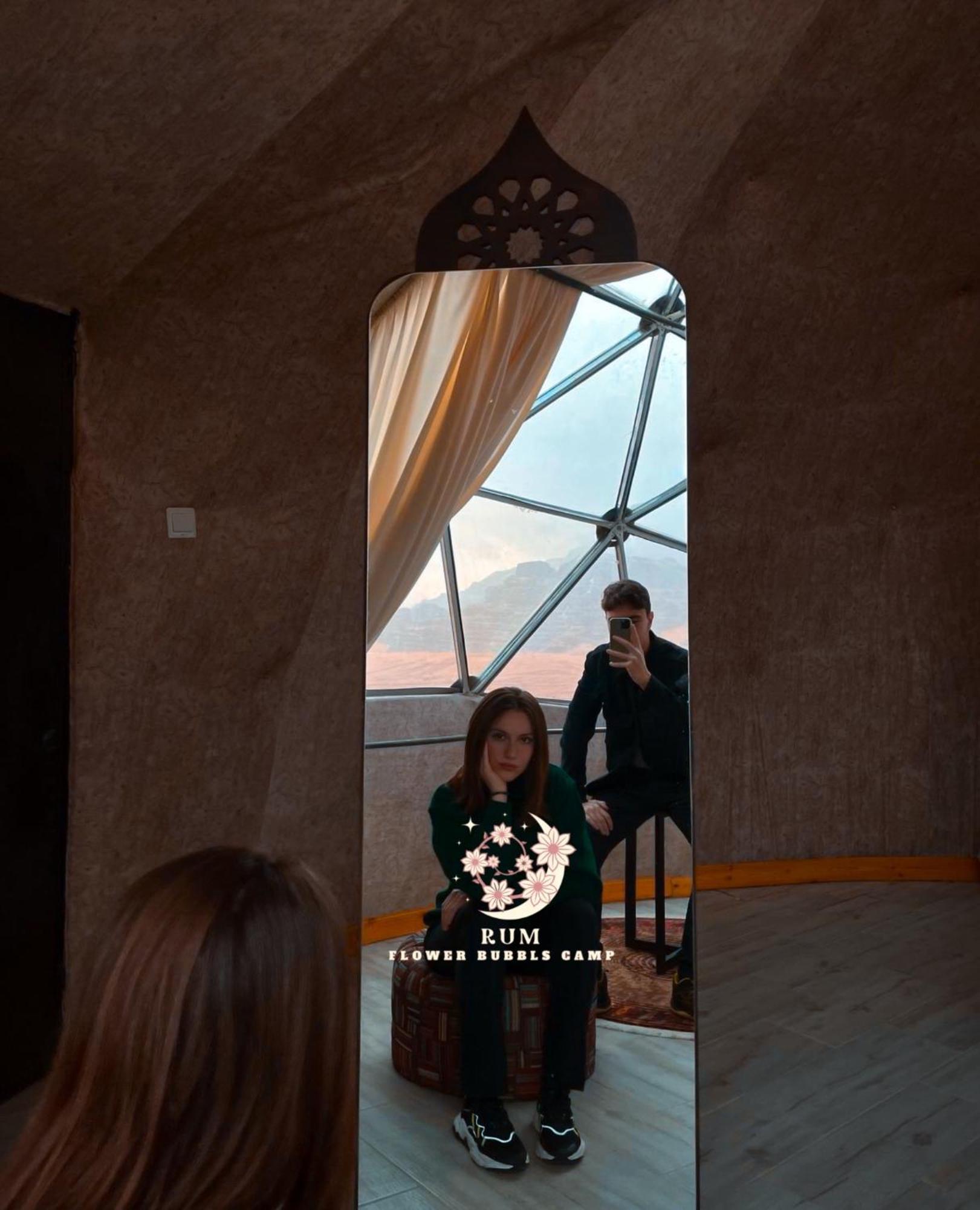 Rum Flower Bubbles Luxury Camp Wadi Rum Exteriér fotografie